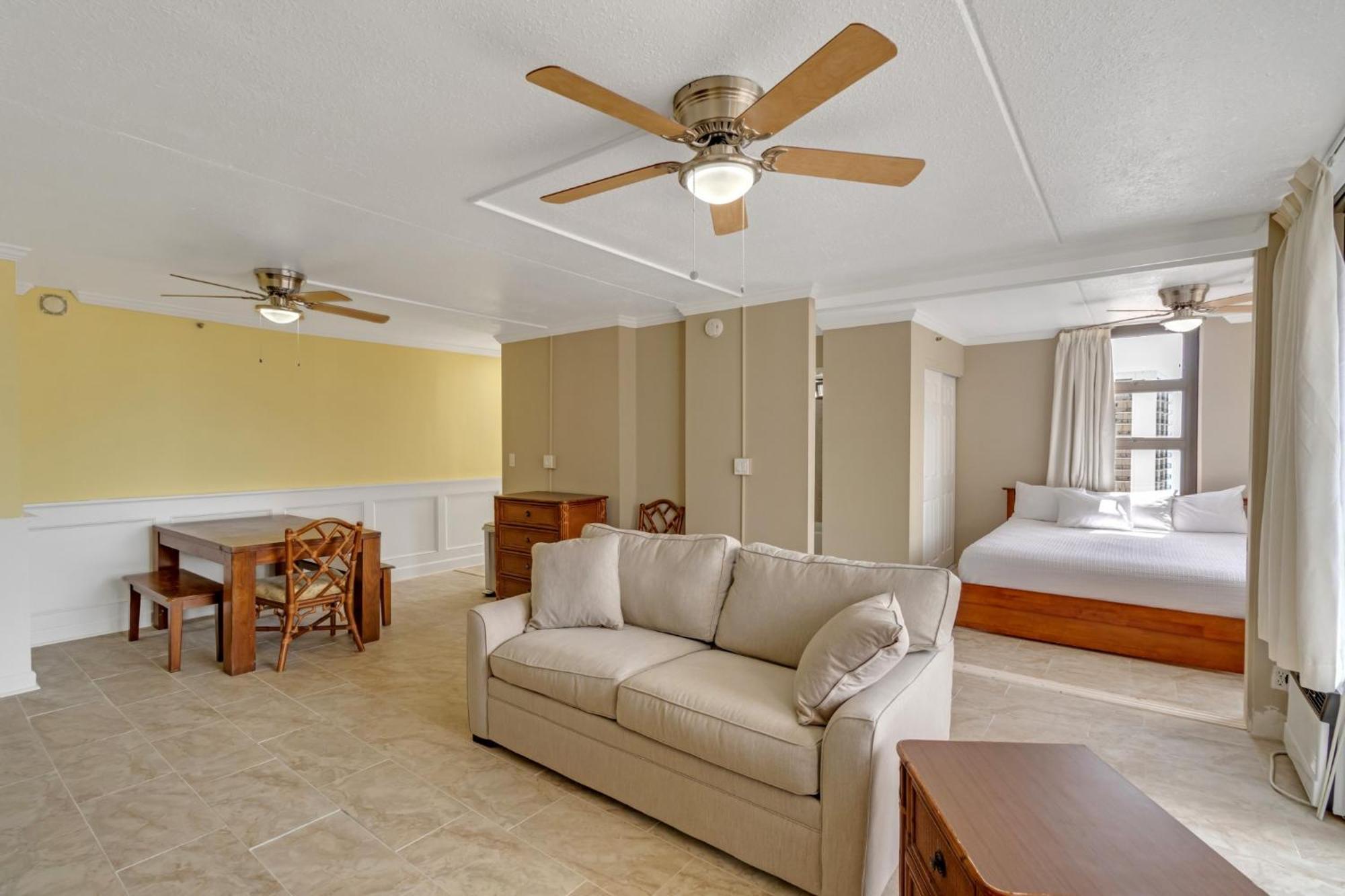 Apartment Oceanview Upper Floor Waikiki With King Bed & Free Parking *