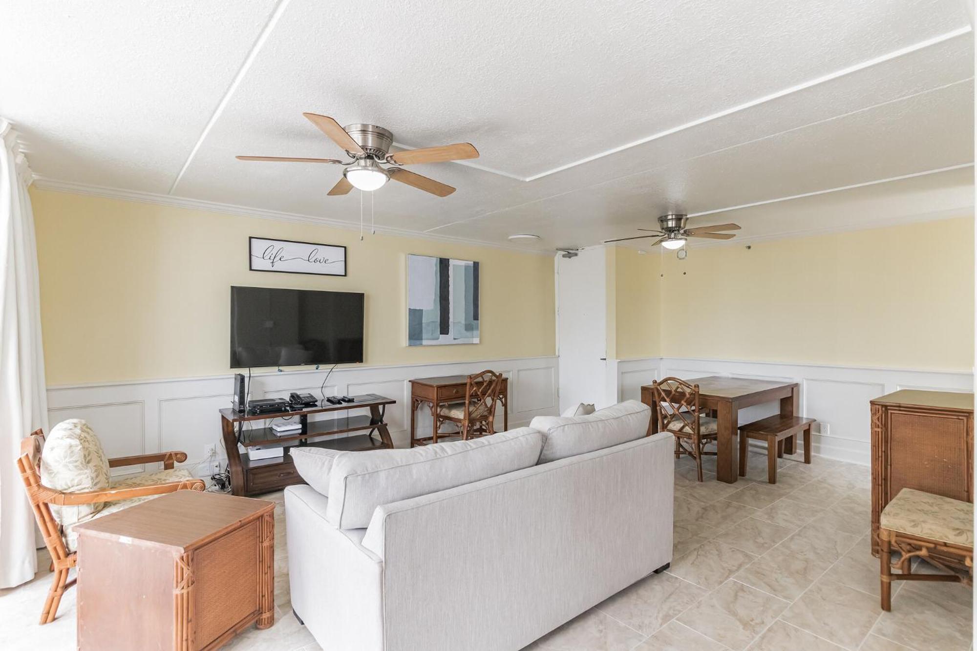 Oceanview Upper Floor Waikiki With King Bed & Free Parking * Honolulu